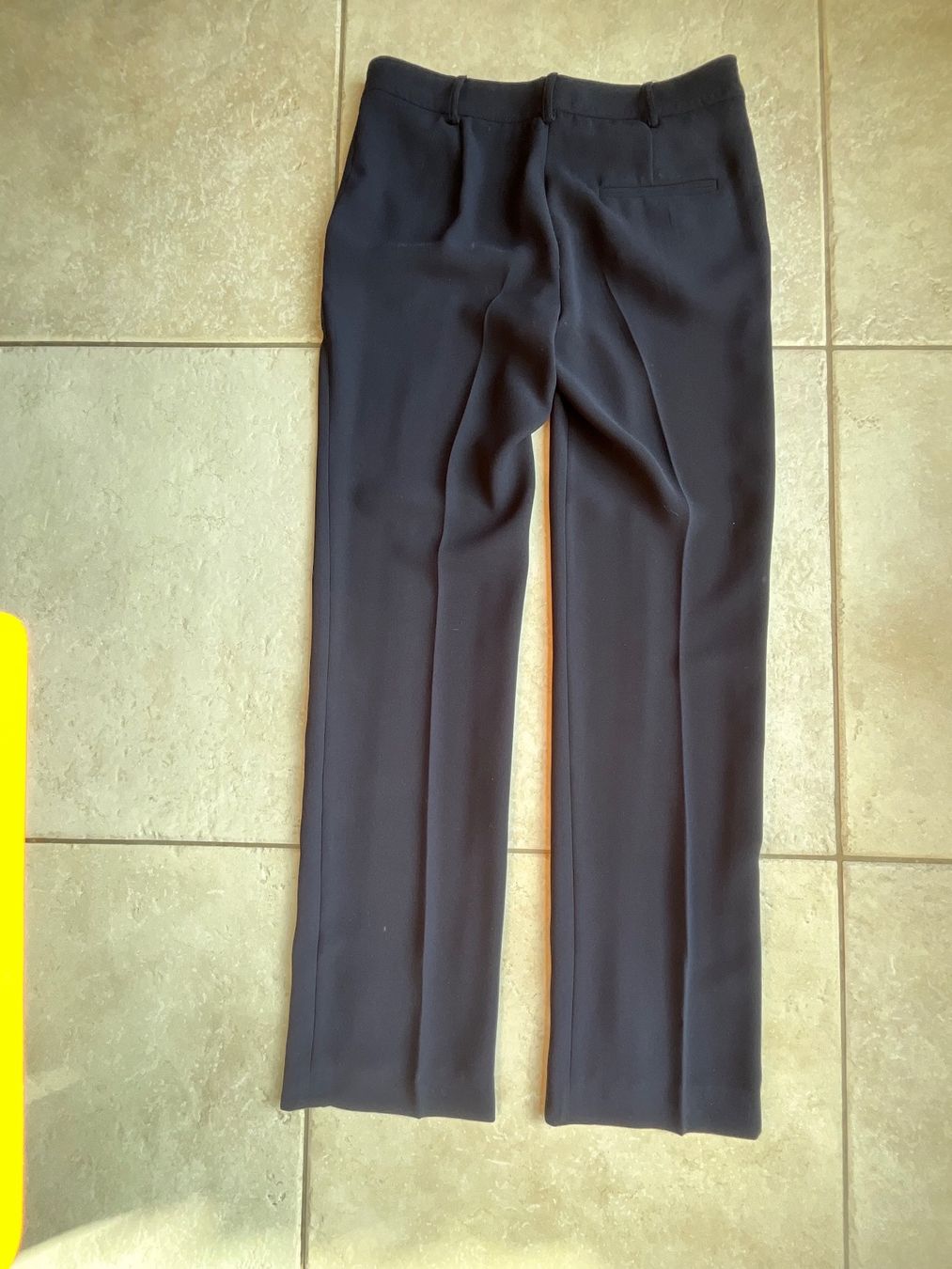 Hosen: Pantalon bleu marine – Gebraucht aus Meinier von Izabelaanna 2