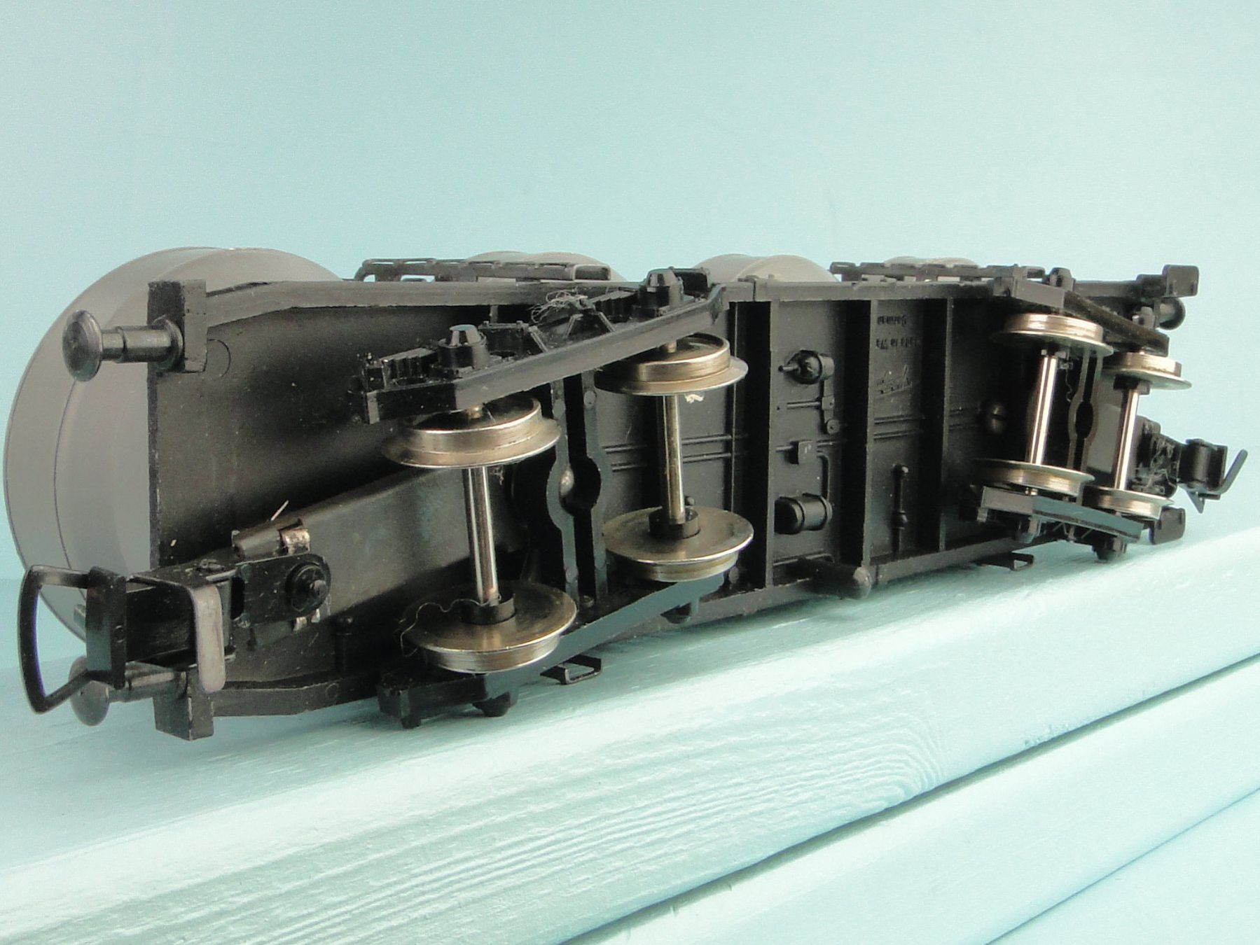 Fleischmann Modellini di ferrovie: Fleischmann H0 1492 Behältertragwagen Silowagen – Usato da Bülach venduto da cann11 2
