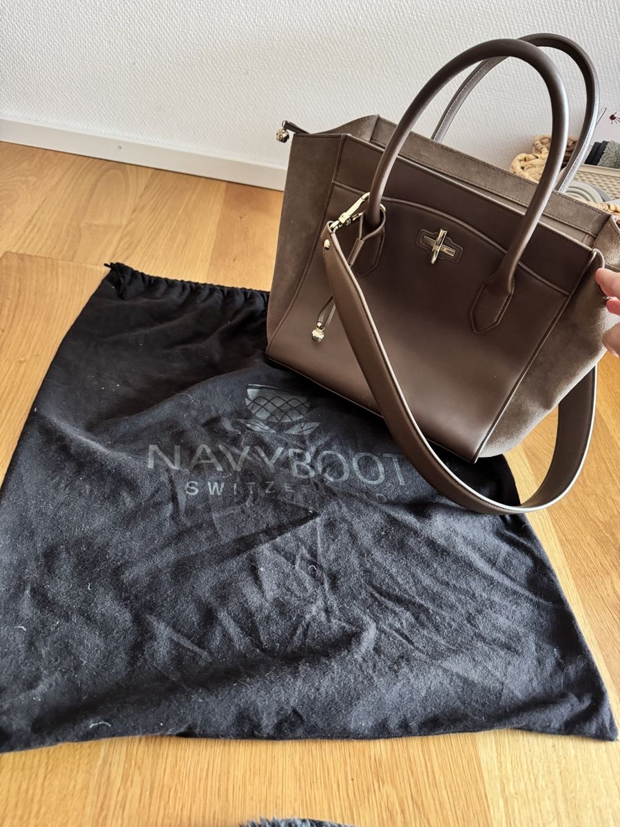 Navyboot Taschen für Damen: Navyboot Ledertasche Braun – Neu (gemäss Beschreibung) aus Bremgarten AG von val_ch 6