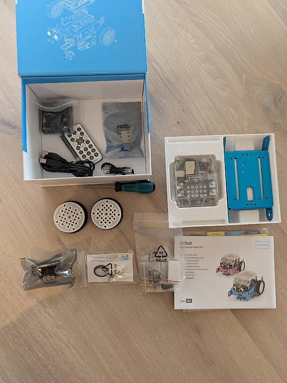 Kit di costruzioni: Makeblock mBot 1 Roboter-Kit  Neuwertig – Usato da St. Gallen venduto da Ataraxis 1