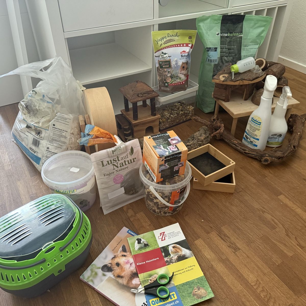 Gabbie, trasporto & Sicurezza: Hamster-Gehege/Terarium mit Accessoires. – Usato da Herrenschwanden venduto da Frenur 6