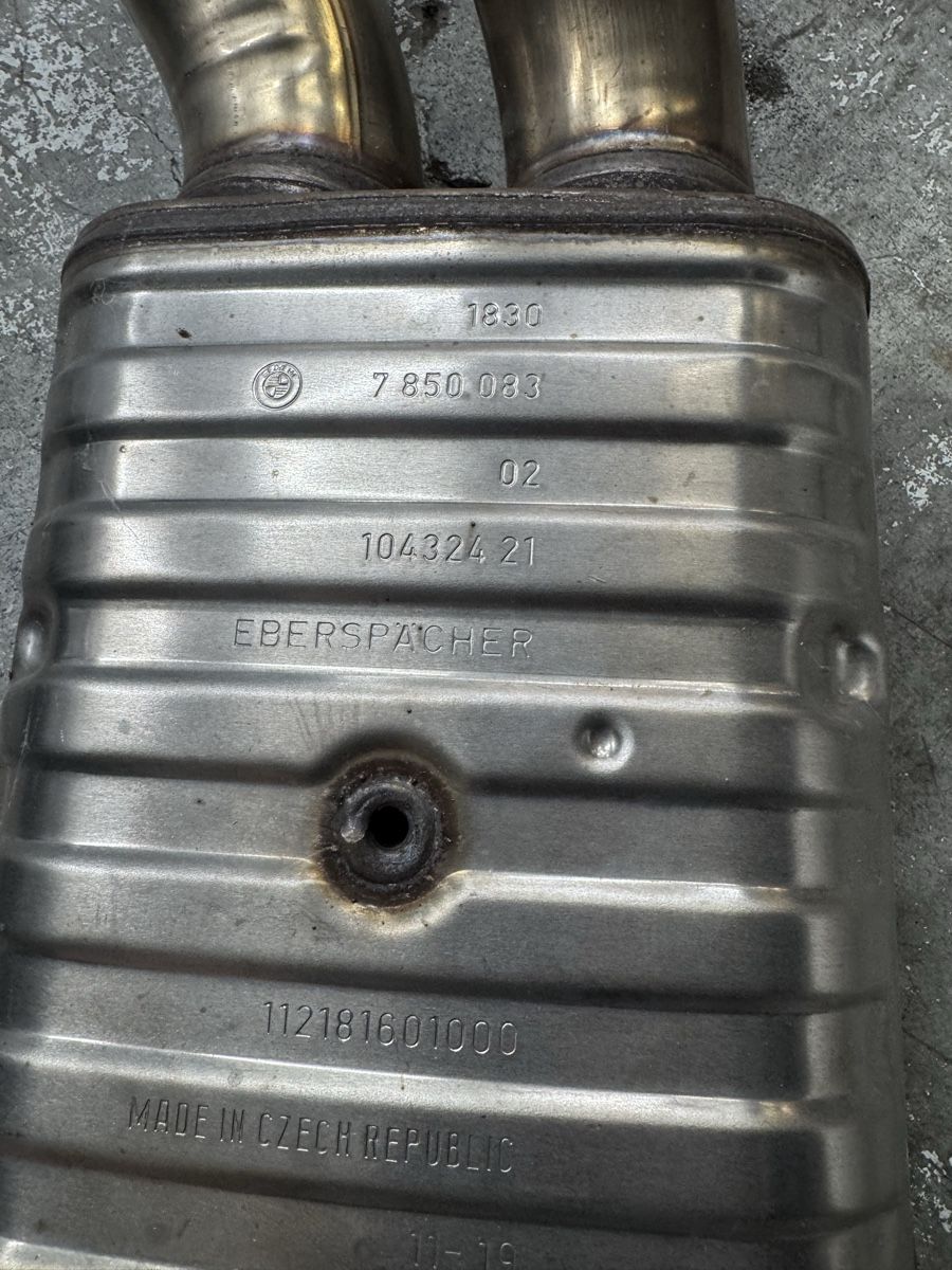 BMW Sistemi di scarico: BMW M2/M3/M4 Mittelschalldämpfer – Usato da Sins venduto da whitehary 1