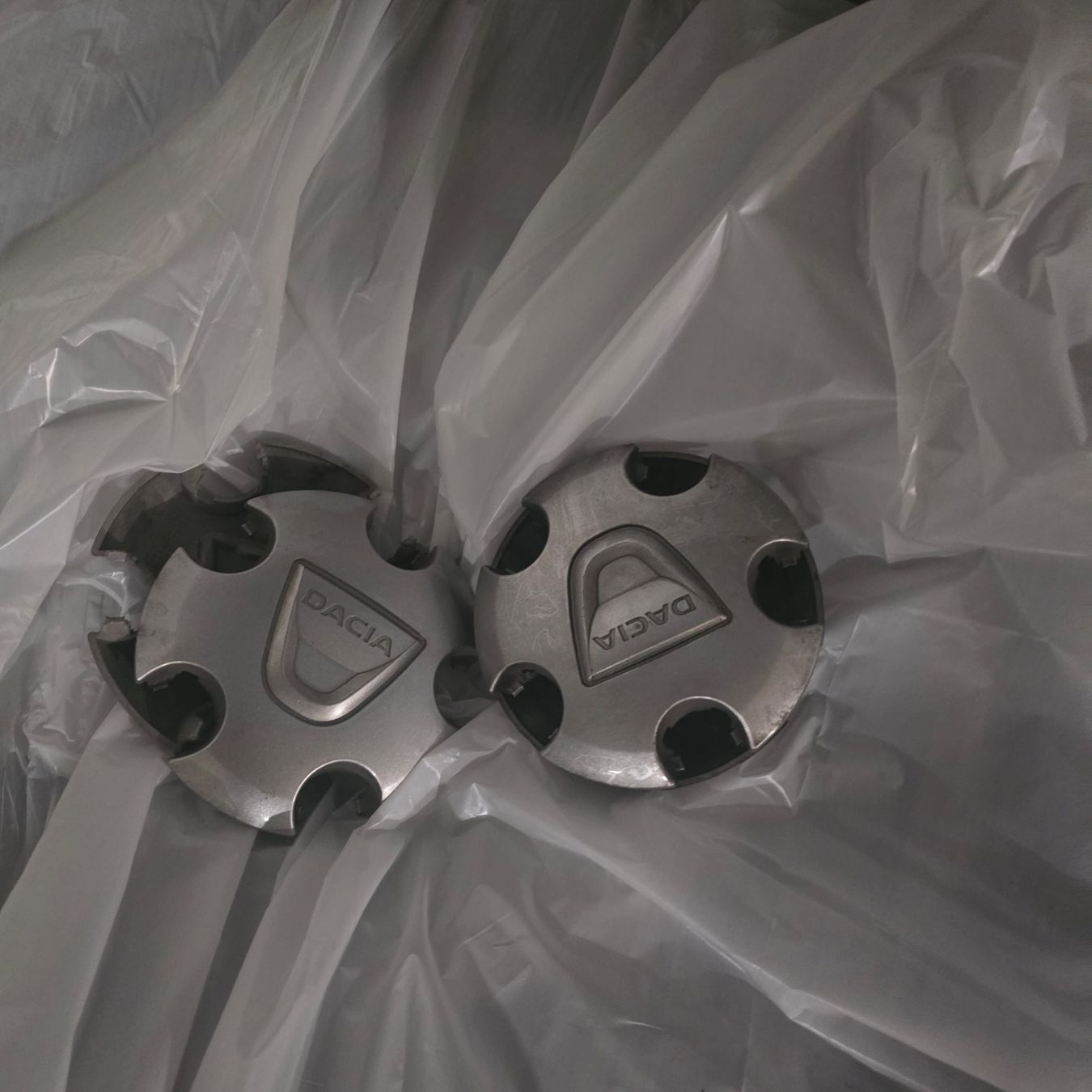 Firestone Pneumatici & Ruote complete: Dacia Duster Winterreifen Firestone – Usato da Bülach venduto da mas_jbb5 2