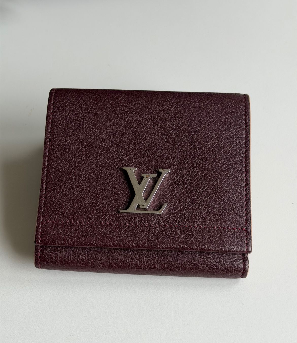 Louis Vuitton Portamonete: Louis Vuitton Portefeuille Lockme – Usato da Reinach AG venduto da BisMad3 6