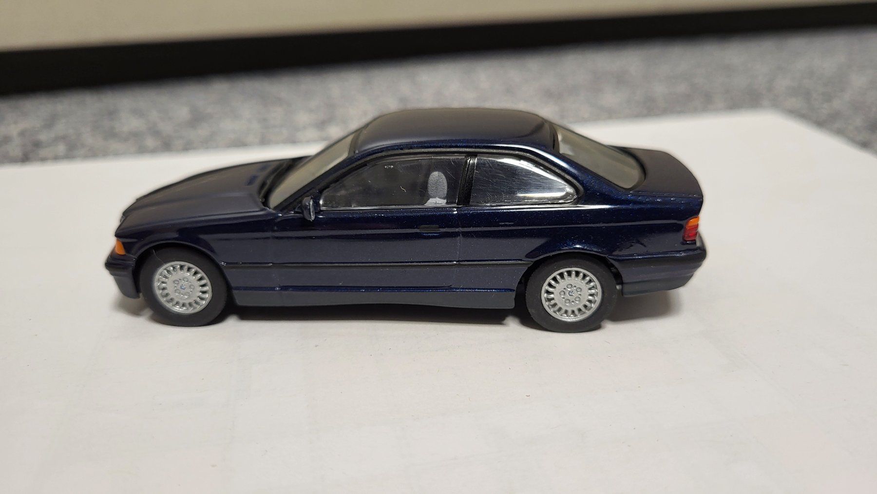 Minichamps Modellini d'auto: Modellauto BMW 3er Coupe e36 1:43 Minichamps – Nuovo (secondo la descrizione) da Beringen venduto da Froggy4 3