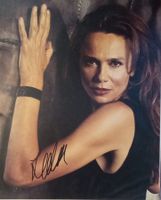 Lena Olin Autogramm signiert Foto 20x25cm