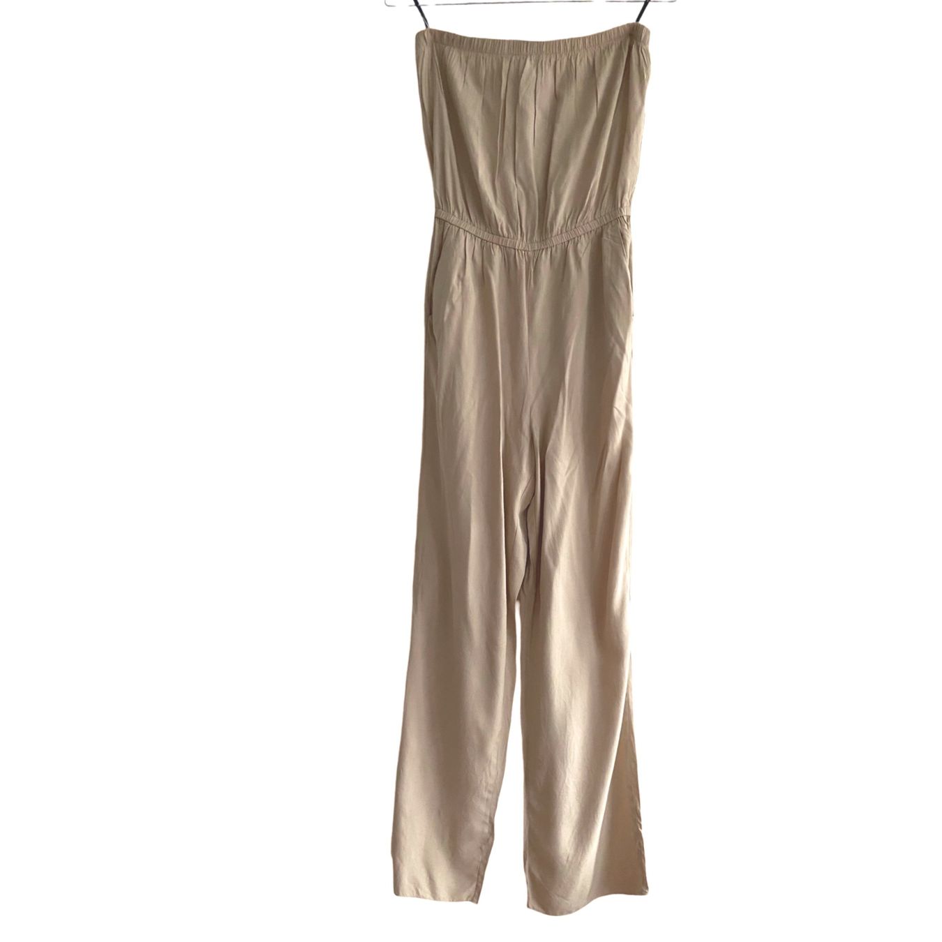 Tute: Forever 21 Jumpsuit - neuwertig - – Usato da Jona venduto da vanessasupermarket20 1