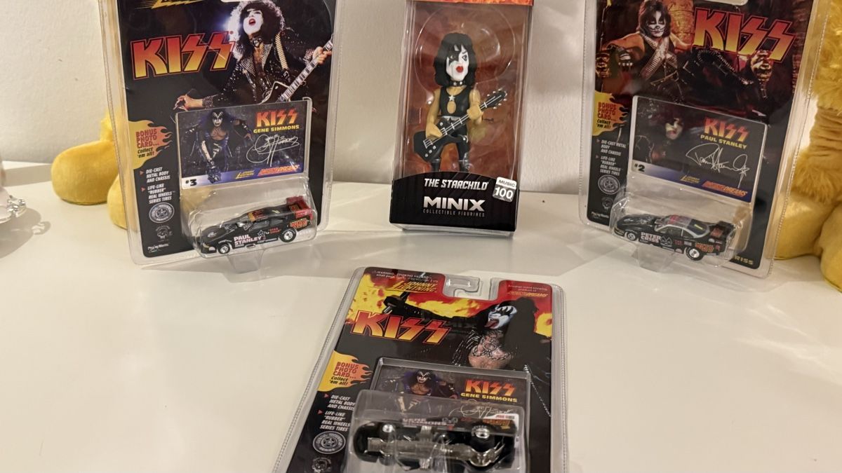 Johnny Lightning Modellini d'auto: KISS Johnny Lightning Racing Dream – Nuovo e nell'imballaggio originale da Basel venduto da Zomeg 9