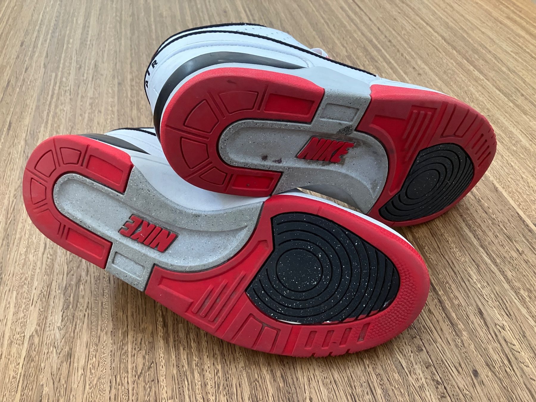 Nike Scarpe da uomo: Nike Sneaker Air Force 88, Gr. 42.5 – Usato da Ruggell venduto da VegasGirl 2