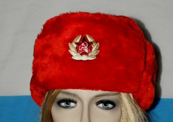 Copricapi, berretti & cappellini: Ushanka mit Hammer und Sichel Emblem – Nuovo (secondo la descrizione) da Walenstadt venduto da vkt_qc8d 2