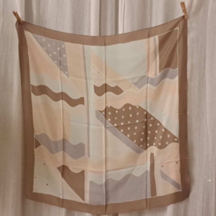 RICHARD ALLAN VINTAGE Twill Silk Scarf - Cream/Red/Black
