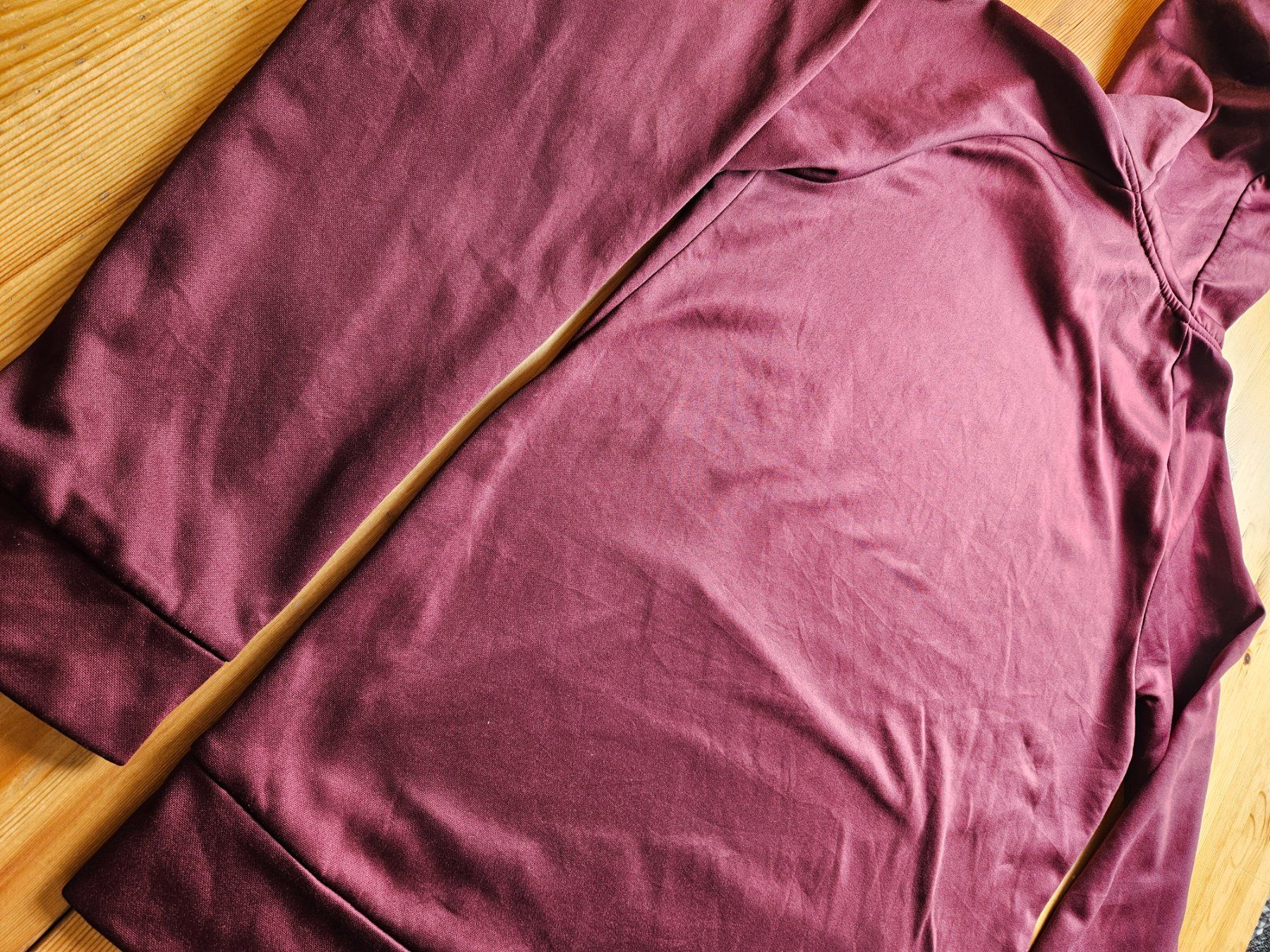 Nike Maglioni & Felpe: Hoodie Nike Grösse S – Usato da Hägglingen venduto da United-Village-Trade 5