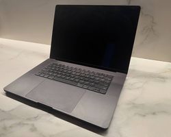 MacBook Pro 16 M4 Max (16C/40C) 48GB 1TB - AppleCare+ 2028