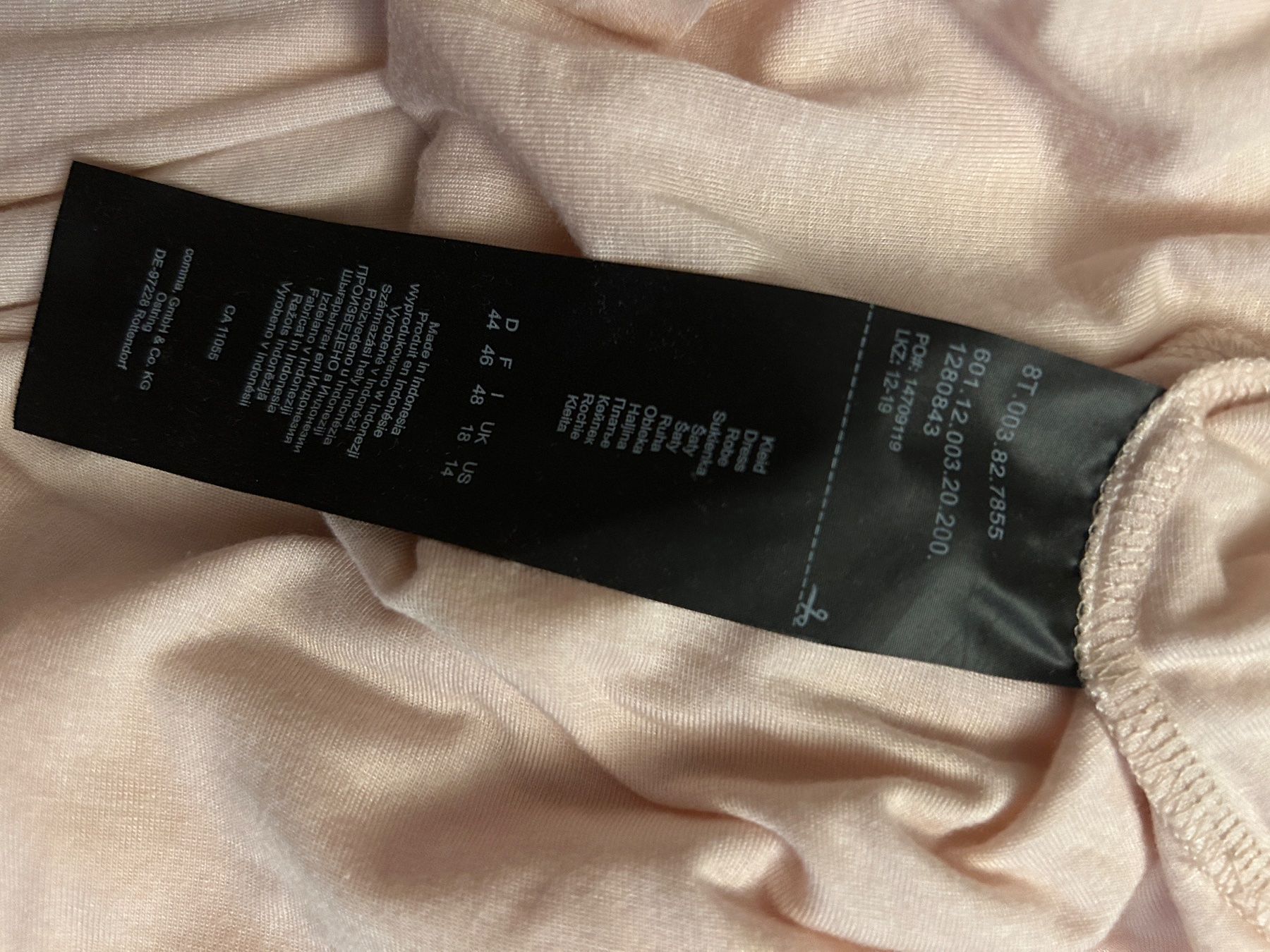 Comma Vestiti: Rosa Comma Kleid lang - Größe 44, super Zustand – Usato da Steinhausen venduto da World-Wide-Jenni 7