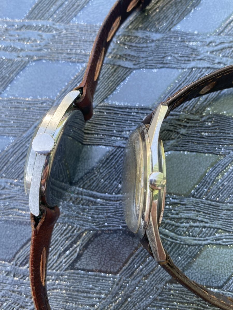 Universal Genève Orologi: Lot de 2 montres Universal Genève Polerouter Date Microtor  – Usato da Marly venduto da Tchatcho01 4