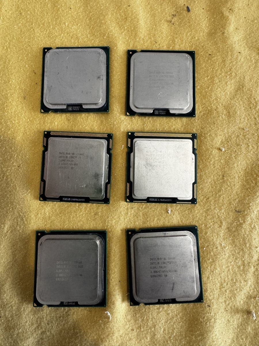 Intel Componenti elettronici: Intel processeur 6x – Difettoso da Vevey venduto da Eiden77 1