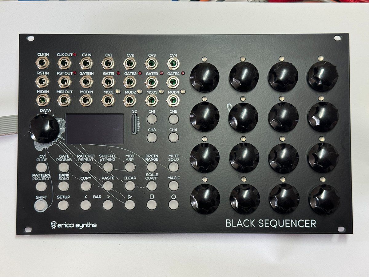 Strumenti musicali: Erica Synth Black Sequencer Eurorack – Usato da Muraz (Sierre) venduto da kribee