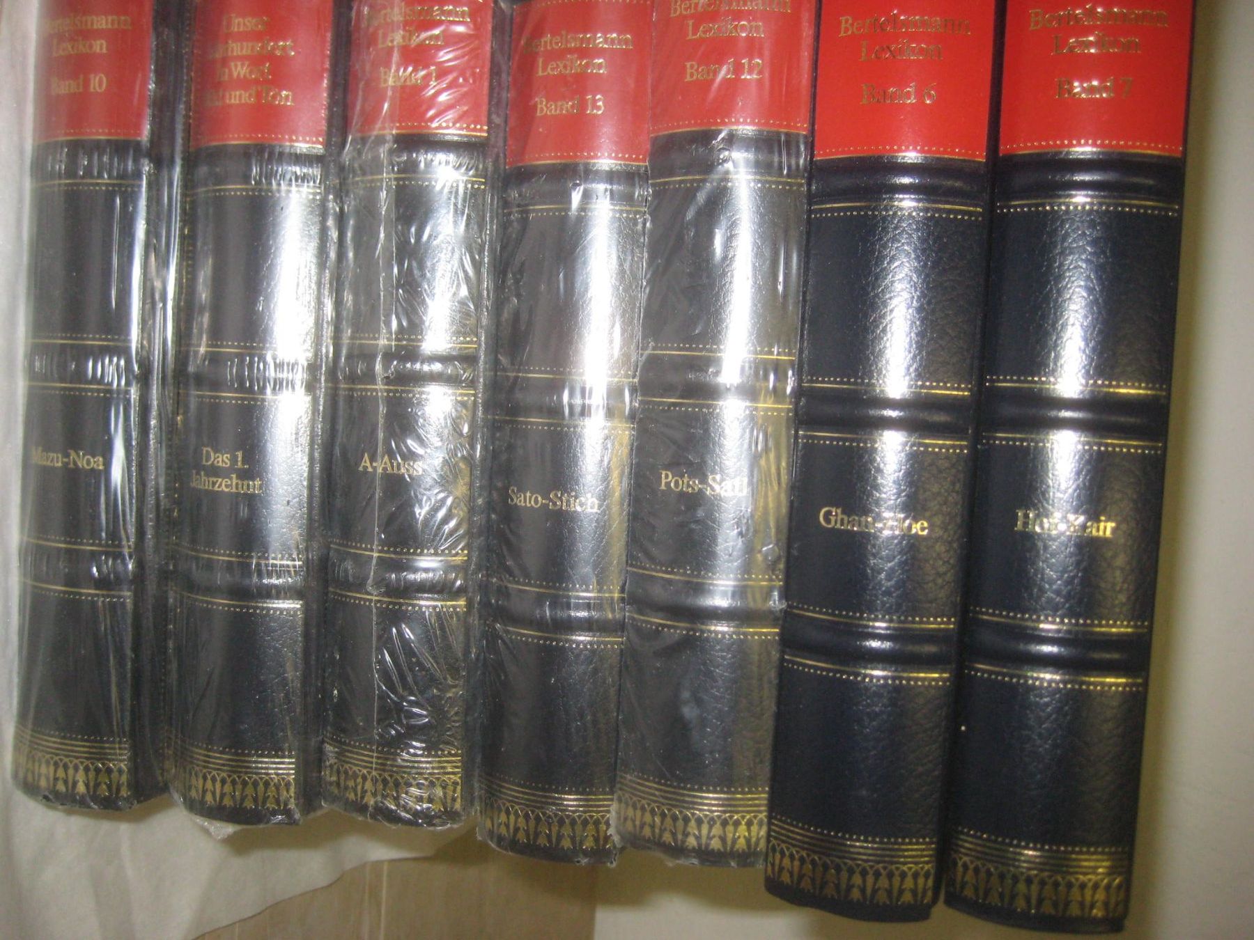 Bücher: DIE  GROSSE  BERTELSMANN  LEXIKOTHEK – Neu (gemäss Beschreibung) aus Uster von flocke1 1
