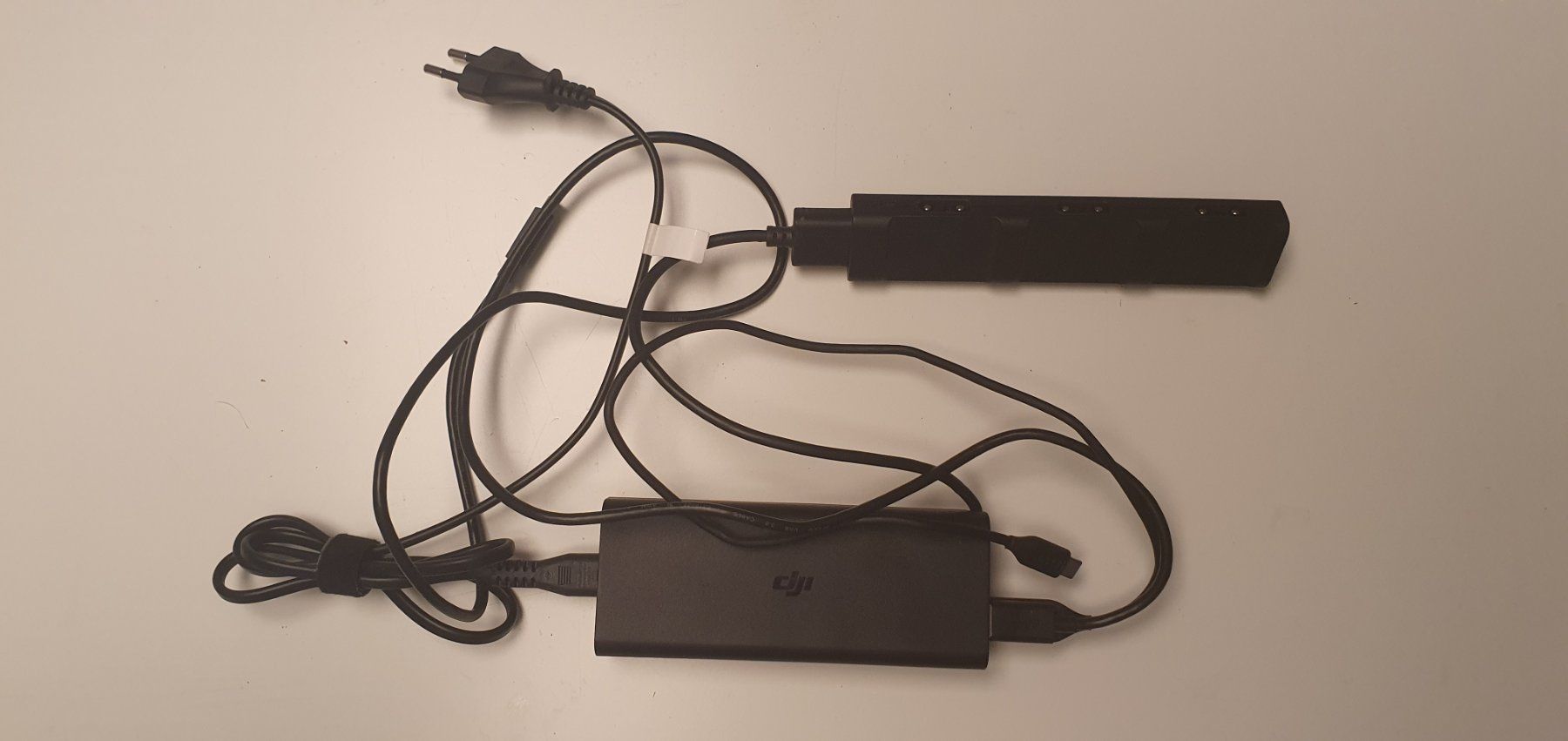 DJI Modellismo RC: DJI FPV Ladegerät komplett – Usato da Willisau venduto da Mmille 2