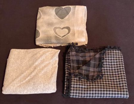 3 Schals im Set, Herzmuster, Plaidmuster, Beige, gebraucht