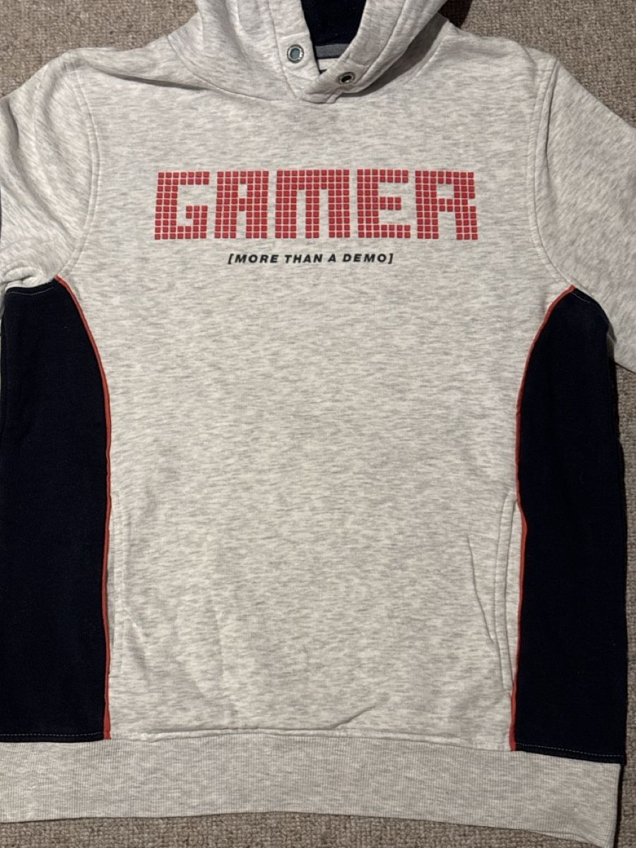 C&A Maglioni & Felpe: Gamer Kapuzenpulli, Grösse 158/164 neuwertig – Nuovo (secondo la descrizione) da Birr venduto da Brigitte73 6