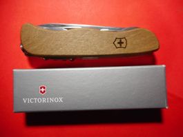 Victorinox  Forester Wood