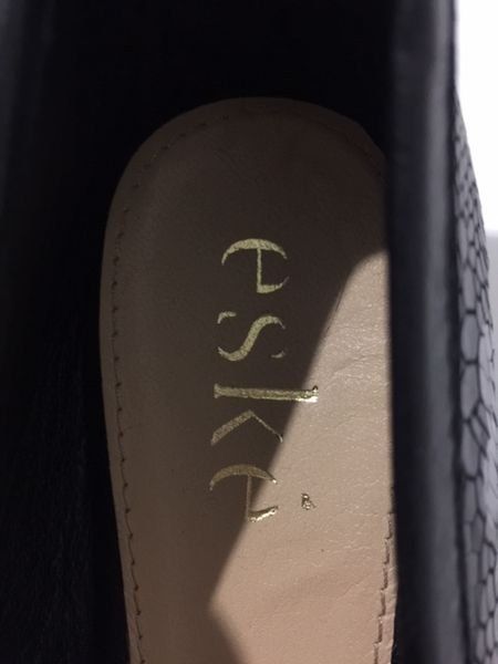Scarpe da donna: Ballerinas schwarz Leder neuwertig – Usato da Bülach venduto da Gluecksgriff 4
