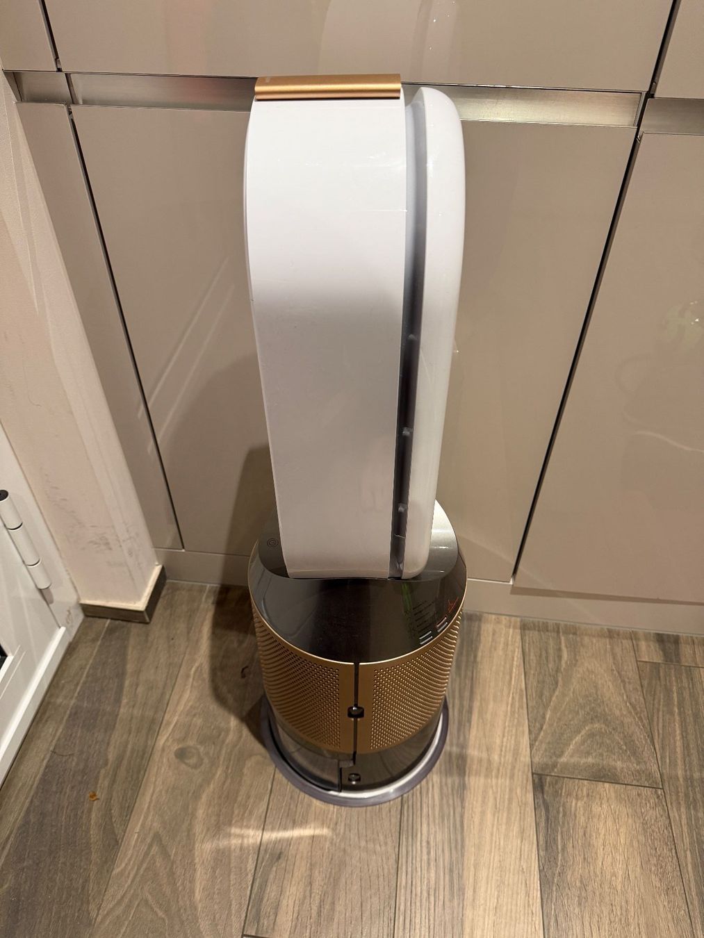 Luftreiniger: DYSON PH04 Purifier Humidify + Cool Formaldehyde (81 m2) – Gebraucht aus Horgen von Auction-Kings 1
