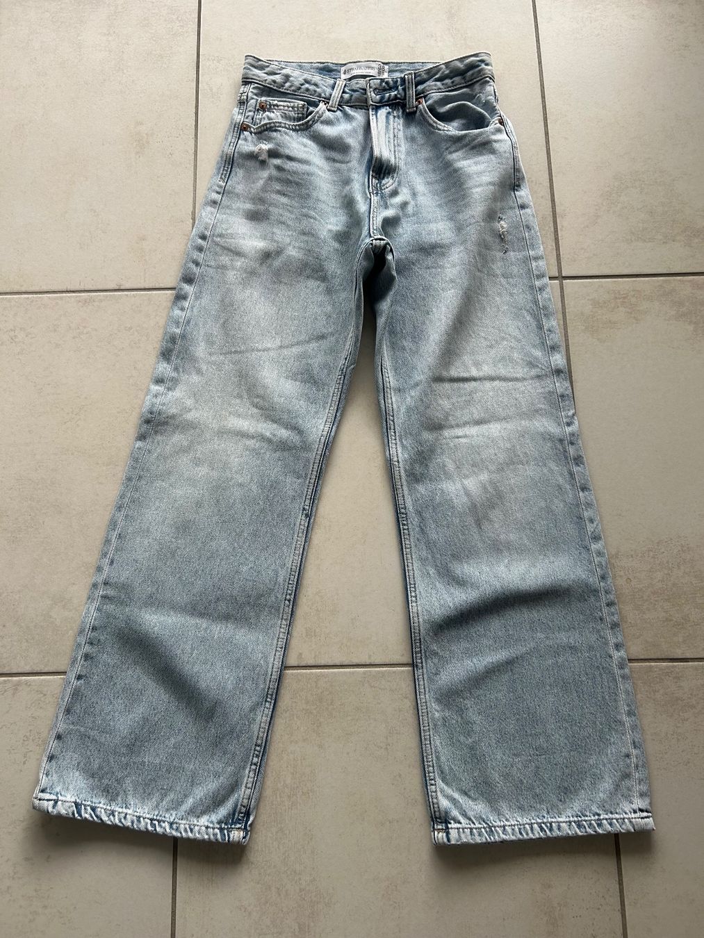 Stradivarius Jeans: Jeans Stradivarius D92 – Usato da Courrendlin venduto da loko2910 1