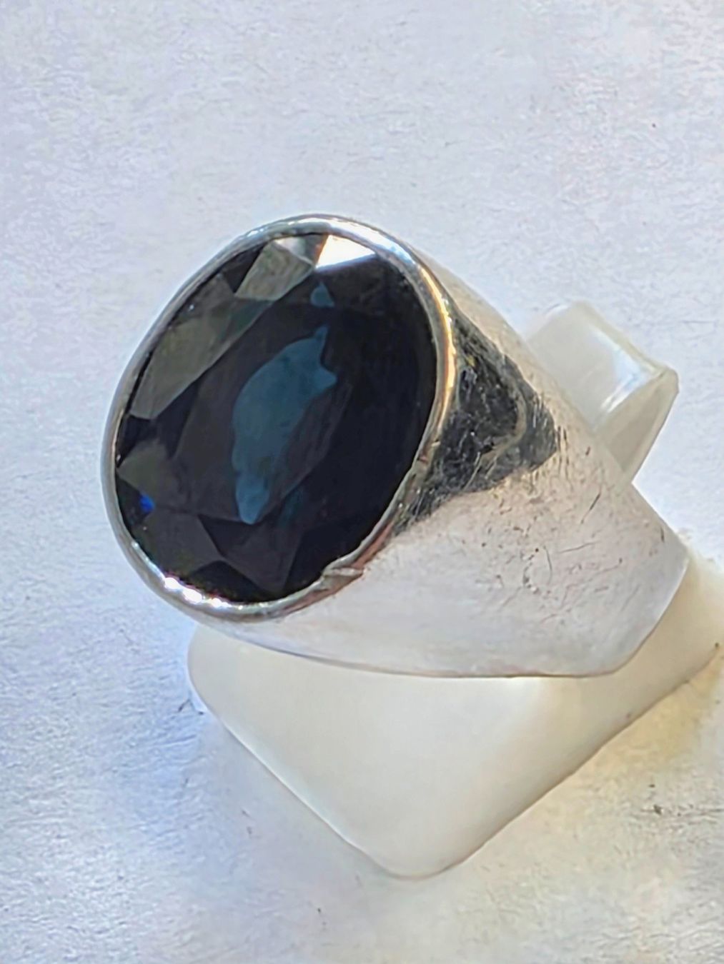 Anelli: Weissgold Safir Ring – Usato da Zürich venduto da ben_mn5h 4