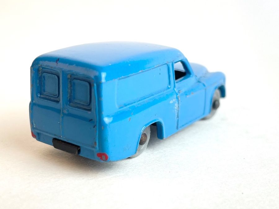Dinky Toys Modellini d'auto: Vintage Dinky Dublo 063 Commer Van – Usato da Genthod venduto da lightyear63 4