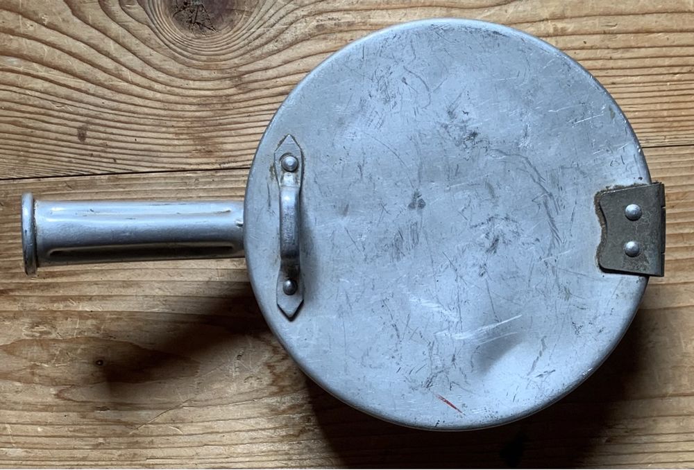Kochgeschirr aus Aluminium 1