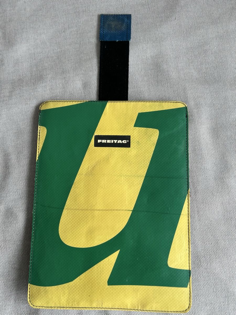 Freitag Covers & Taschen: Freitag F310 – Gebraucht aus Delémont von Fleurou2025
