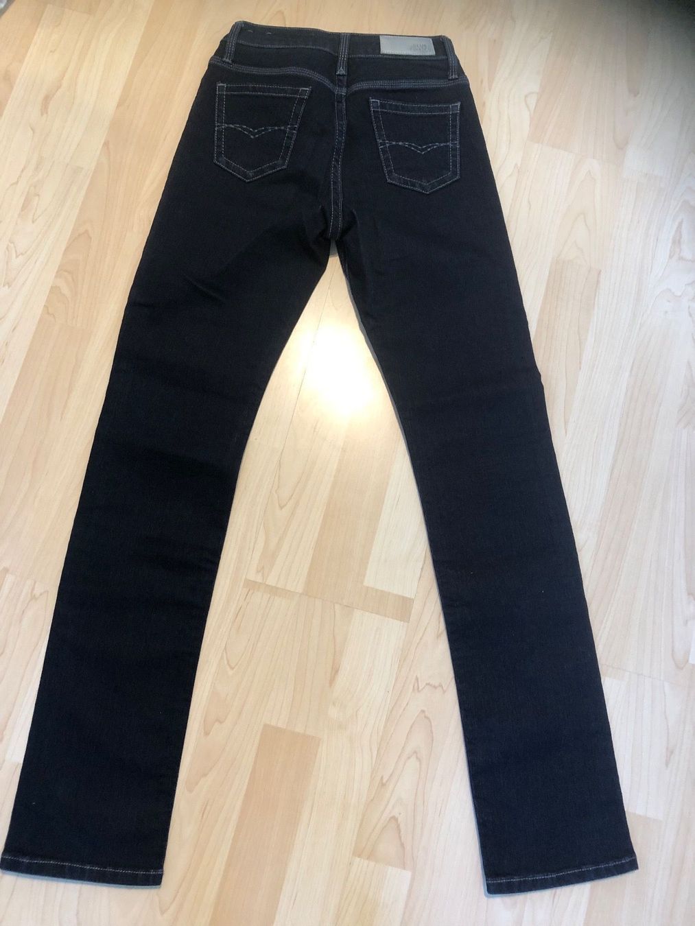 Jeans: Gerade Jeans Gr. 26/32 – Nuovo (secondo la descrizione) da Zell ZH venduto da Guffos 3