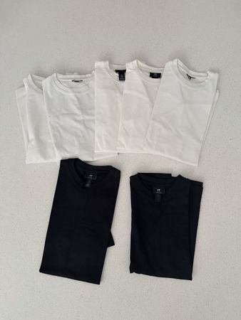 7 x H&M T-Shirts Schwarz/Weiss Gr. S Loose Fit