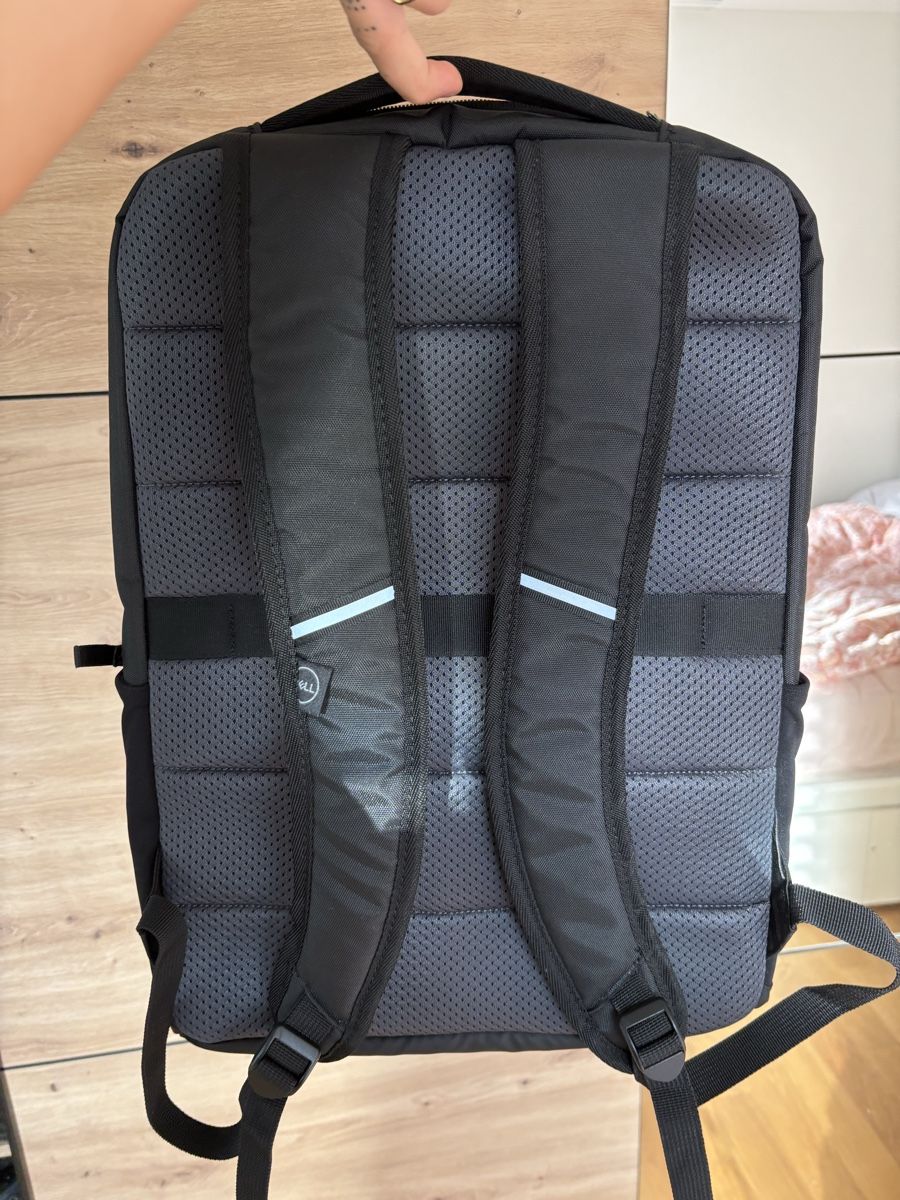 Dell Zaini: Dell Rucksack schwarz Laptop-Tasche – Nuovo (secondo la descrizione) da Spiez venduto da Michaela333 2