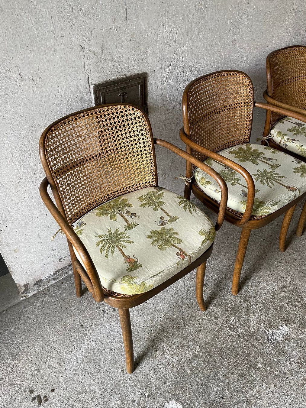 Thonet Sedie: Thonet Stühle 4 Stück – Usato da Luzern venduto da mintcar 2