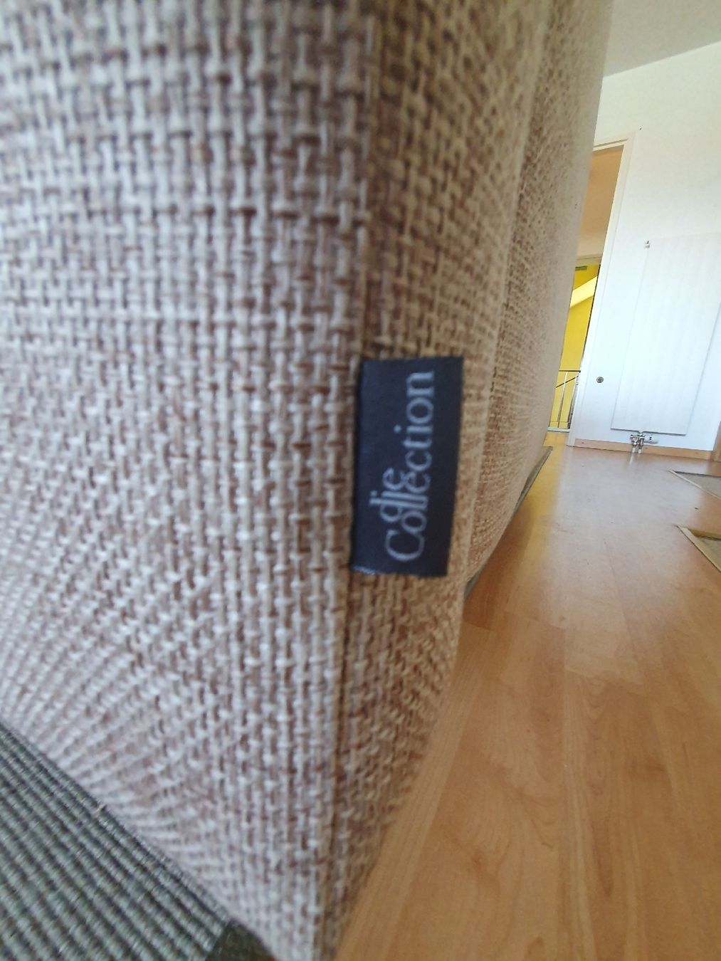 Sofas: Schlafsofa Collection beige. Neuwertig. – D'occasion à Zürich par Sebbe 1