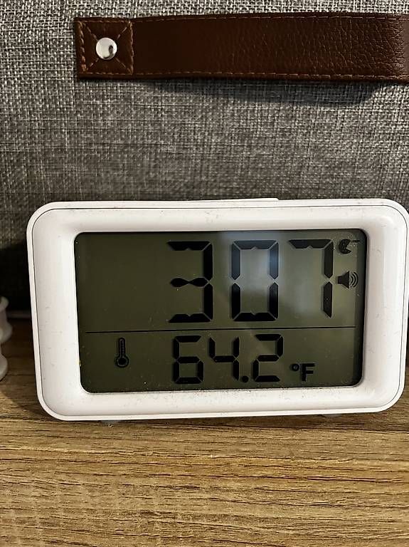 Sonstiges für Haushalt & Wohnen: Digitale Uhr & Thermometer  – Gebraucht aus Bern von sib_8yzs
