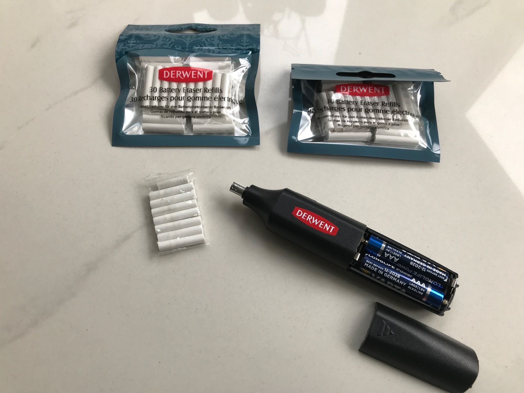 Sonstiges Schreiben & Zeichnen: Derwent Elektrischer Radierstift mit 2x Refills – Gebraucht aus Winterthur von madeleine.zh 1
