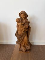 Madonna mit Jesuskind aus Holz