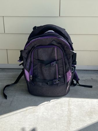 Satch Rucksack Blumenmuster Violett/Grau 