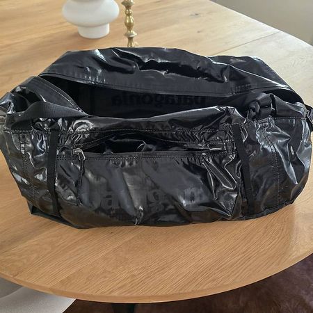 Patagonia Lightweight Black Hole Duffle