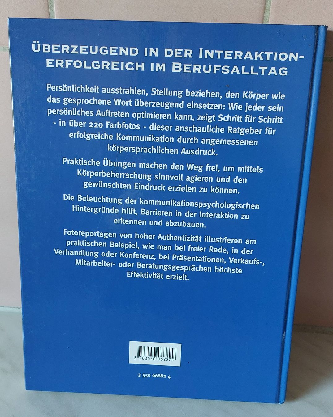 Libri: Körpersprache - erfolgreich einsetzen! Ratgeber Buch – Usato da Zollikofen venduto da Blackie 1