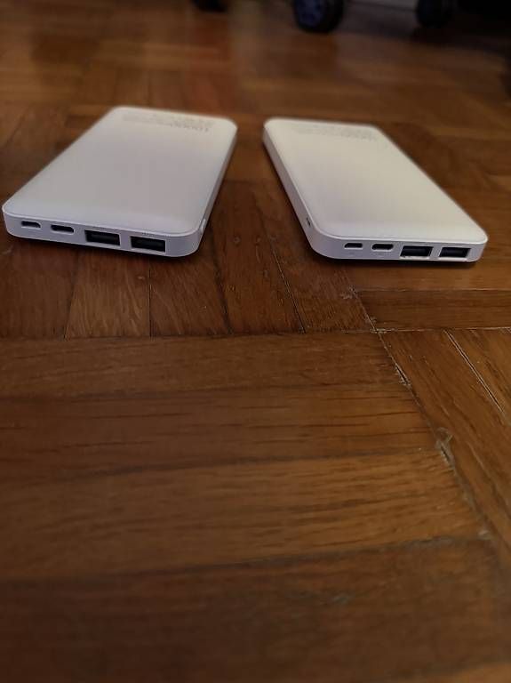 Batterie: 2 batteries externes 10000 MAH – Usato da Morges venduto da bir_9rsr 1