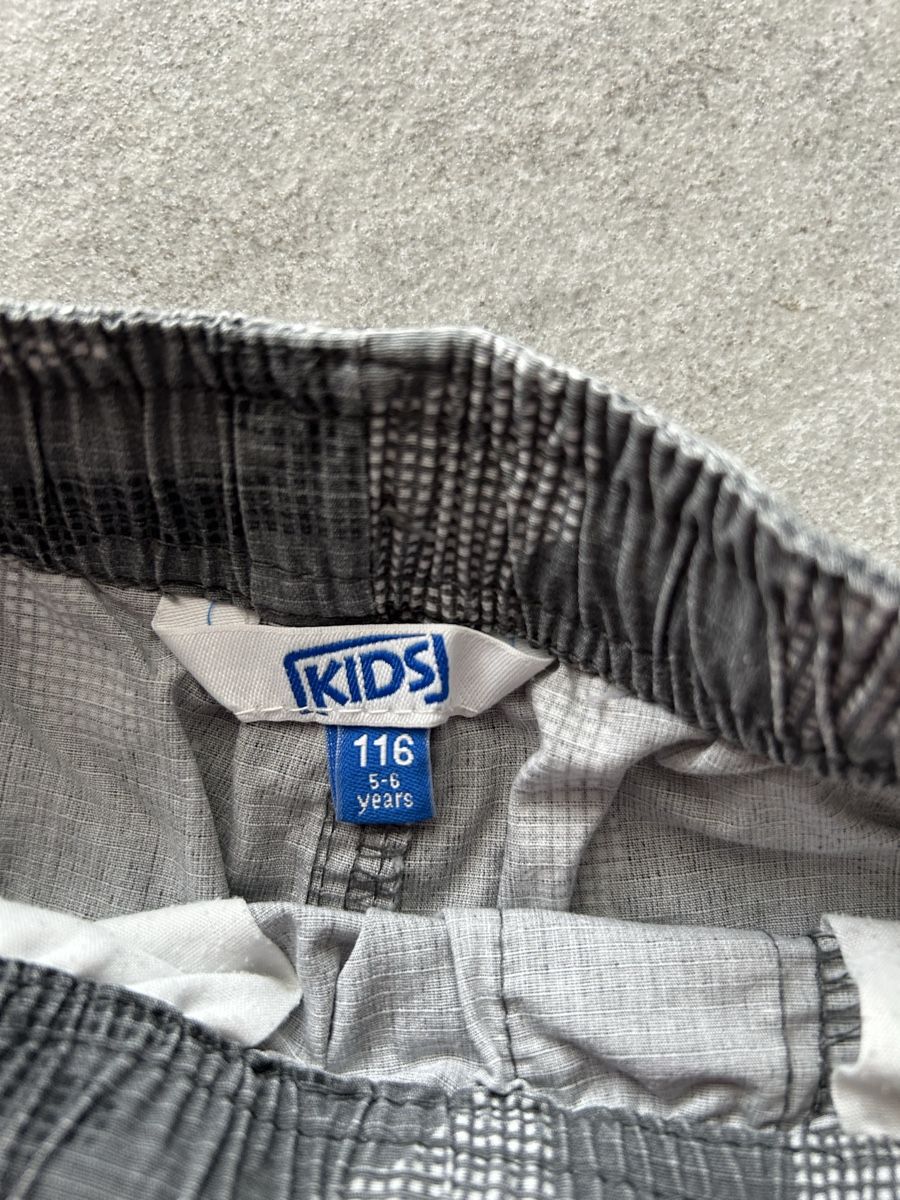 Pantaloni: Kurze Hose gr.116 – Usato da Derendingen venduto da Mel.A 1