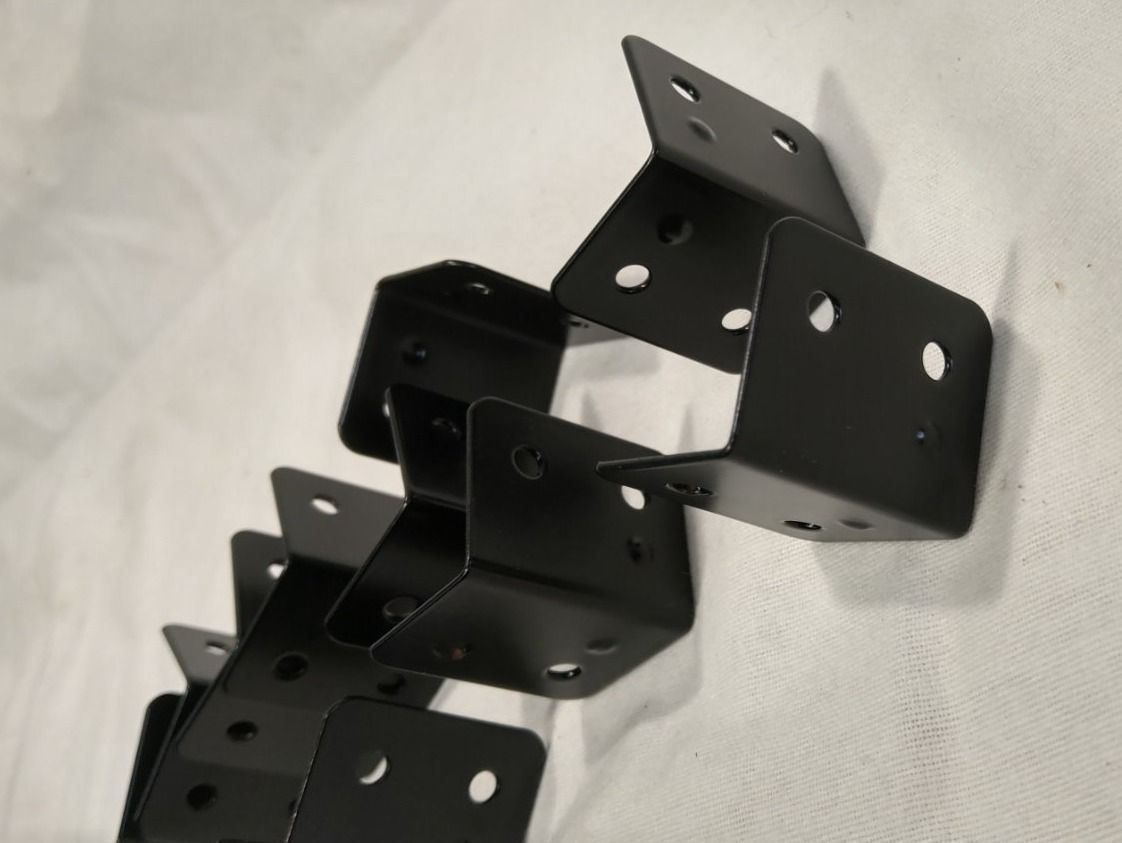 Eisenwaren: 10stk. schwarze Case ecken (x944) – Neu (gemäss Beschreibung) aus Däniken SO von Profog1 2