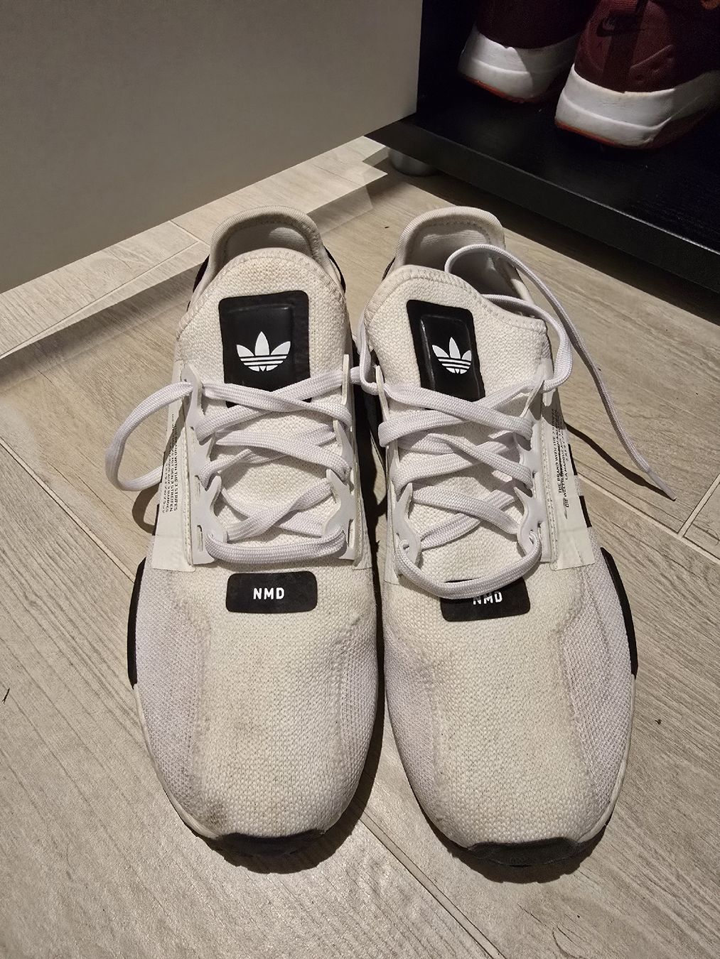Adidas Scarpe da uomo: Adidas NMD V2 White Size 41 1/3 – Usato da Dompierre FR venduto da Naitcir 1