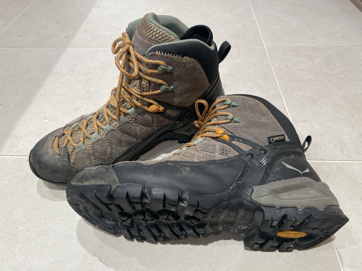 Salewa Chaussures femmes: Salewa Wanderschuhe Goretex W38 – D'occasion à Giswil par twinship_family