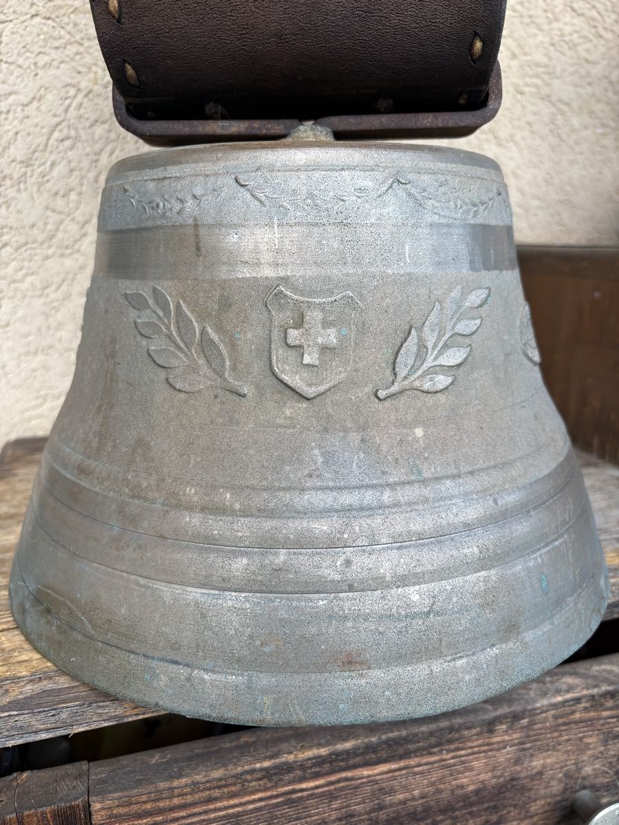 Glocken & Treicheln: Peter Berger Glocke – Gebraucht aus Schangnau von Roseggli82 2